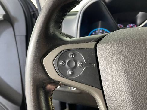 Used 2018 Chevrolet Colorado Z71 AWD/4WD image 12