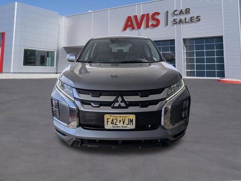 Used 2025 Mitsubishi Outlander Sport SE AWD/4WD image 2
