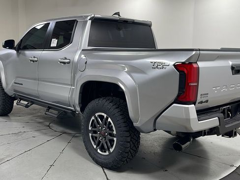 New 2025 Toyota Tacoma TRD Sport image 7