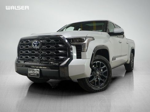 Used 2023 Toyota Tundra Platinum image 1