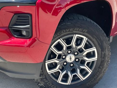 Certified 2023 Chevrolet Colorado Z71 w/ Z71 Convenience Package 2 AWD/4WD image 8