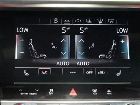 Used 2022 Audi S6 Prestige w/ Prestige Package AWD/4WD image 34