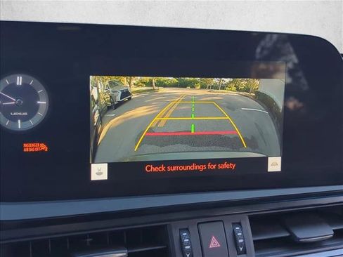 Used 2024 Lexus ES 350 w/ Premium Package image 13