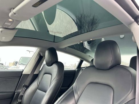Used 2019 Tesla Model 3 Long Range image 21