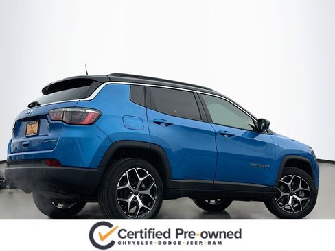 Used 2025 Jeep Compass Limited image 2