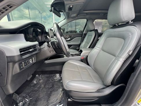 Used 2021 Lincoln Corsair Grand Touring image 16