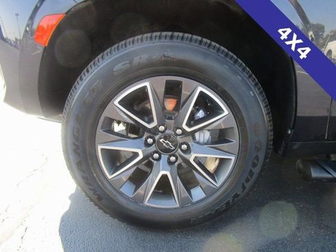 Used 2022 Chevrolet Tahoe Z71 image 2