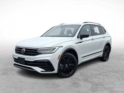 Used 2022 Volkswagen Tiguan SE R-Line