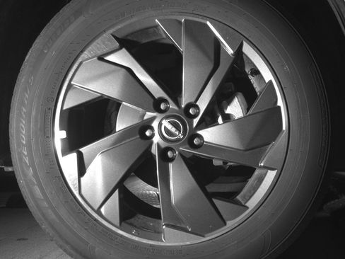 Used 2025 Nissan Rogue SV image 13