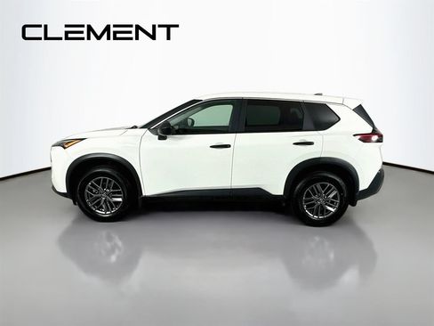 Used 2023 Nissan Rogue S AWD/4WD image 6