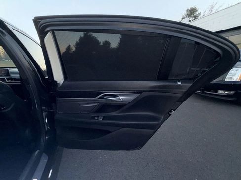 Used 2017 BMW 750i 750i Sedan 4D image 50