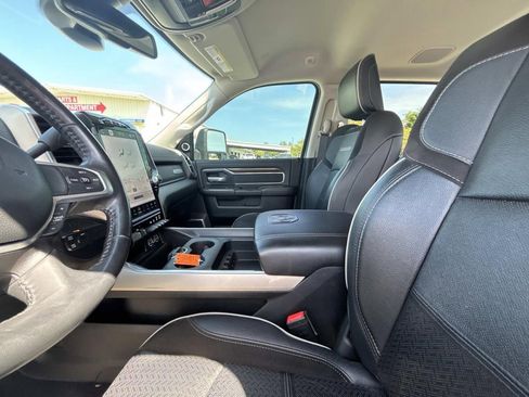 Used 2023 RAM 2500 Laramie AWD/4WD image 10