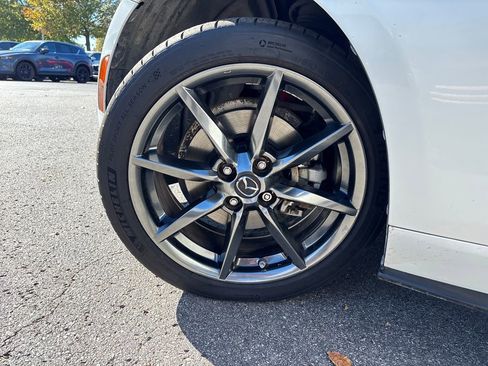 Used 2019 MAZDA MX-5 Miata RF Grand Touring w/ Appearance Package image 26