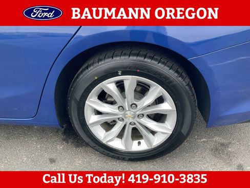 Used 2023 Chevrolet Malibu LT FWD image 25