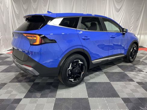 New 2026 Kia Sportage EX FWD image 5