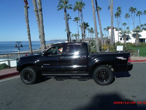 Used 2013 Toyota Tacoma PreRunner image 6