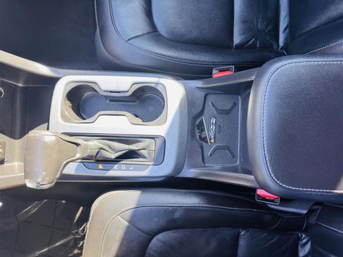 Used 2020 Chevrolet Colorado ZR2 image 19