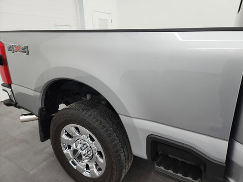 Used 2024 Ford F250 Lariat w/ Chrome Package image 28