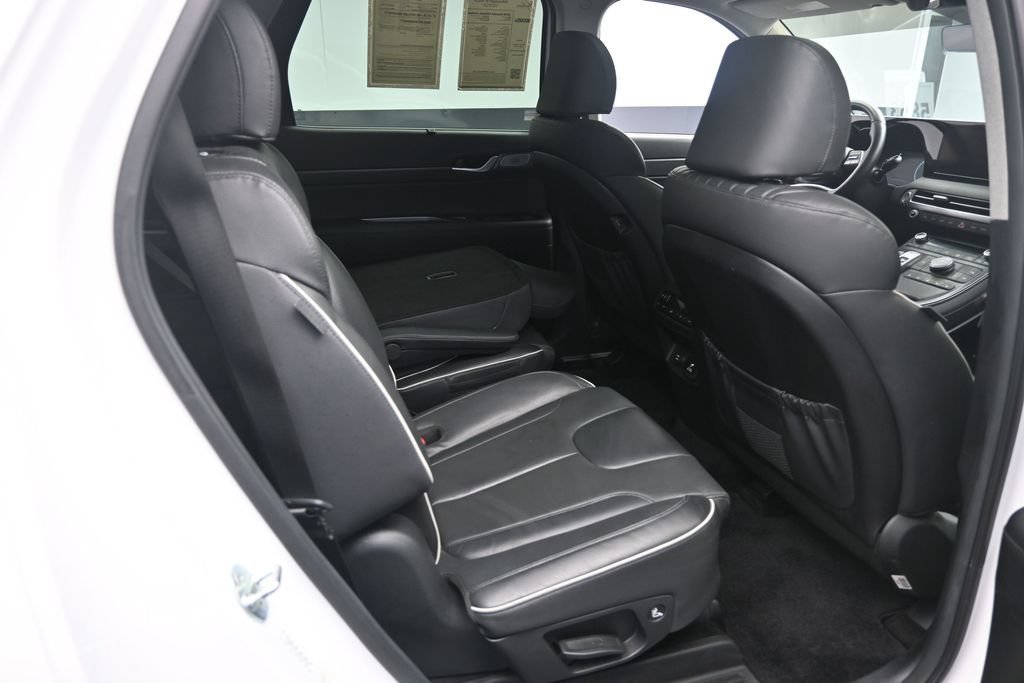 Used 2024 Hyundai Palisade Limited FWD image 26