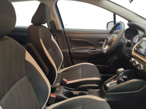 Used 2020 Nissan Versa SV FWD image 21