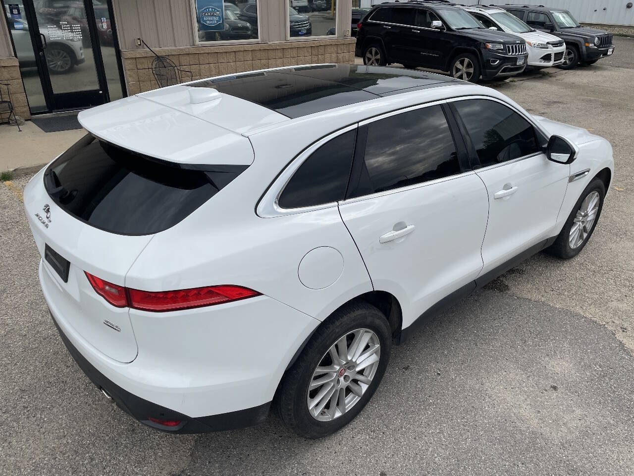 Used 2017 Jaguar F-PACE Prestige AWD/4WD image 10