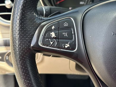 Used 2018 Mercedes-Benz C 300 Sedan image 41