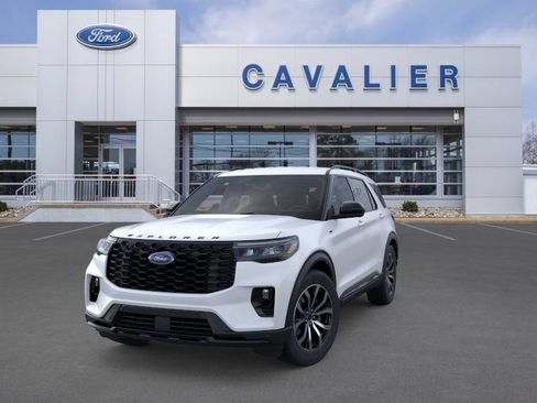 Used 2026 Ford Explorer ST-Line AWD/4WD image 2