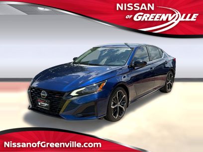 Used 2023 Nissan Altima 2.5 SR w/ SR Premium Package