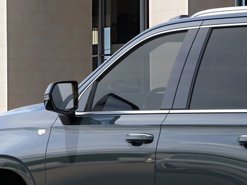 New 2026 Cadillac Escalade Luxury AWD/4WD image 12