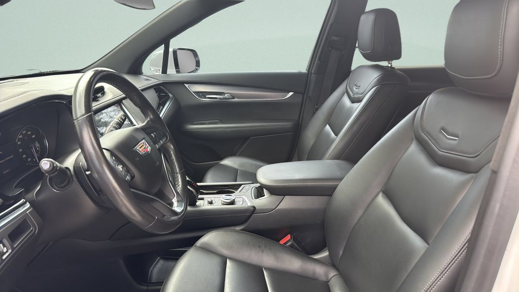 Used 2021 Cadillac XT6 Luxury FWD image 10