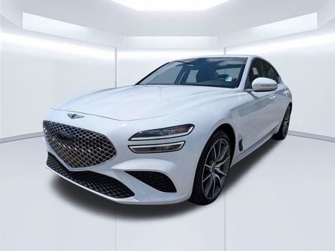 Used 2023 Genesis G70 2.0T AWD/4WD image 9