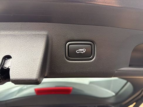 Used 2021 Kia Telluride SX w/ SX Prestige Package image 46