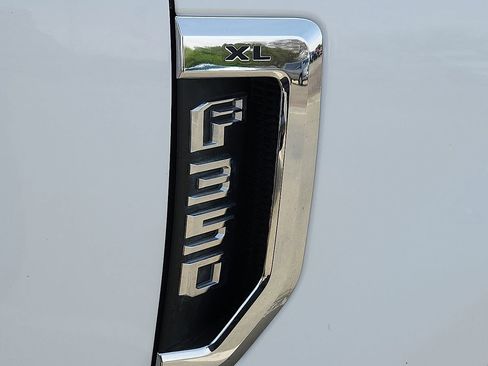 Used 2021 Ford F350 XL w/ Power Equipment Group AWD/4WD image 5