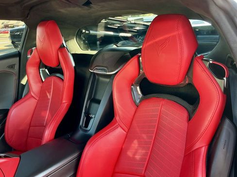 Used 2024 Chevrolet Corvette Stingray Premium Cpe w/ 3LT image 35