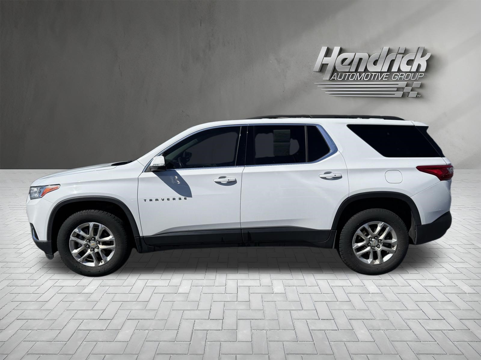 Used 2021 Chevrolet Traverse LT FWD image 8