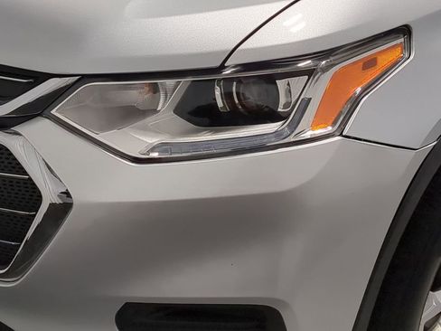 Used 2019 Chevrolet Traverse LS FWD image 14