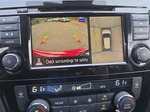 Used 2020 Nissan Rogue SV w/ Premium Package image 20