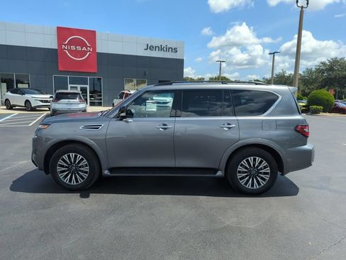 Certified 2023 Nissan Armada SL w/ Midnight Edition Package RWD image 11