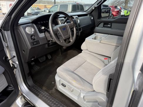 Used 2012 Ford F150 XLT w/ XLT Chrome Pkg image 8