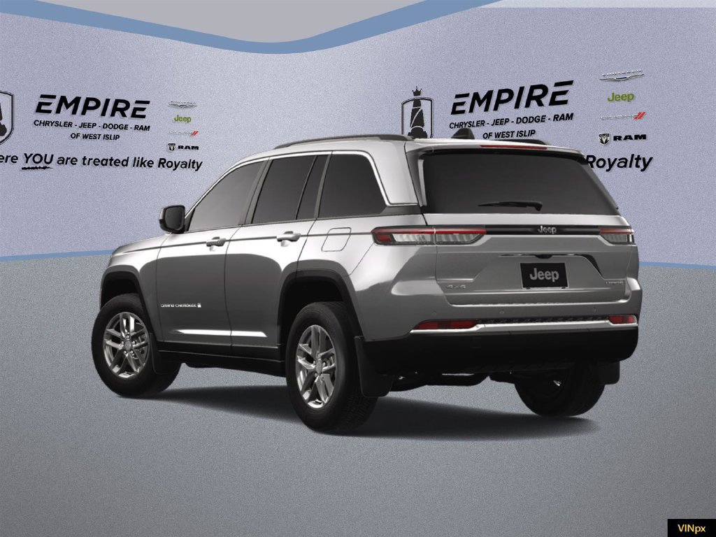 Used 2025 Jeep Grand Cherokee Laredo X w/ Luxury Tech Group I AWD/4WD image 5