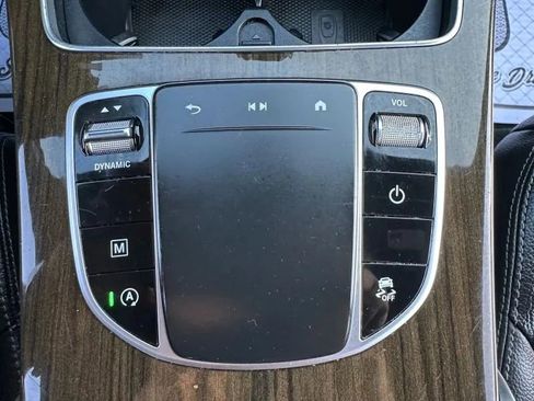 Used 2020 Mercedes-Benz GLC 300 image 36