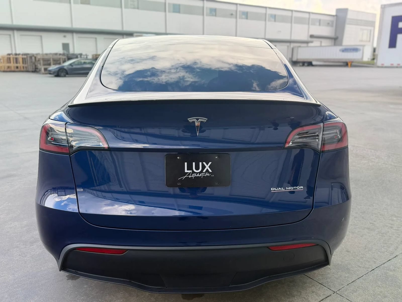 Used 2023 Tesla Model Y Performance AWD/4WD image 9