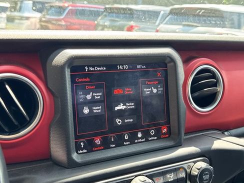 Used 2020 Jeep Gladiator Rubicon w/ Dual Top Group AWD/4WD image 24