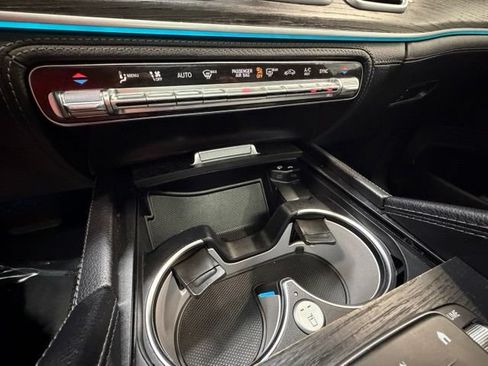 Used 2022 Mercedes-Benz GLE 450 4MATIC image 23