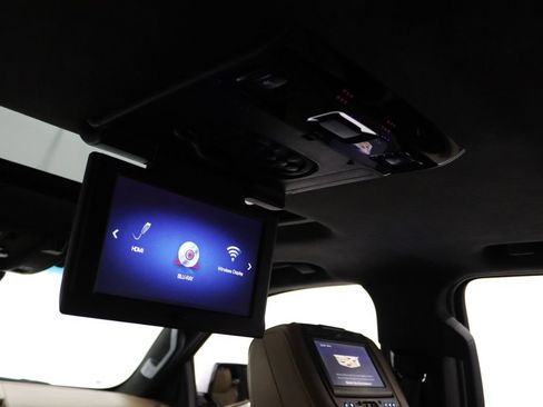 Used 2019 Cadillac Escalade ESV Platinum AWD/4WD image 11