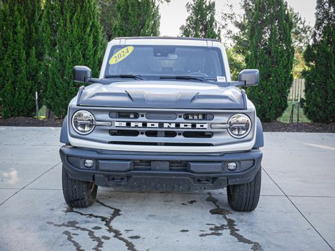 Used 2024 Ford Bronco Big Bend image 3