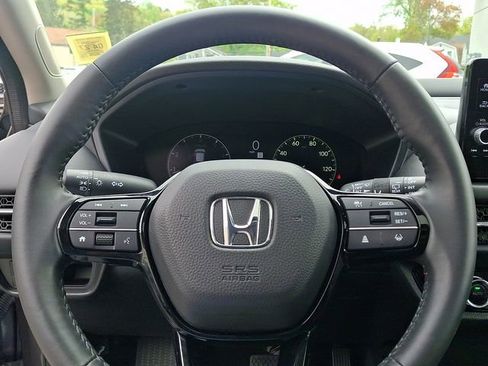 Certified 2024 Honda HR-V EX-L image 19