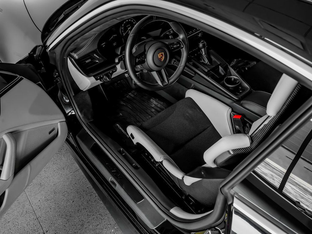 Certified 2022 Porsche 911 GT3 RWD image 4