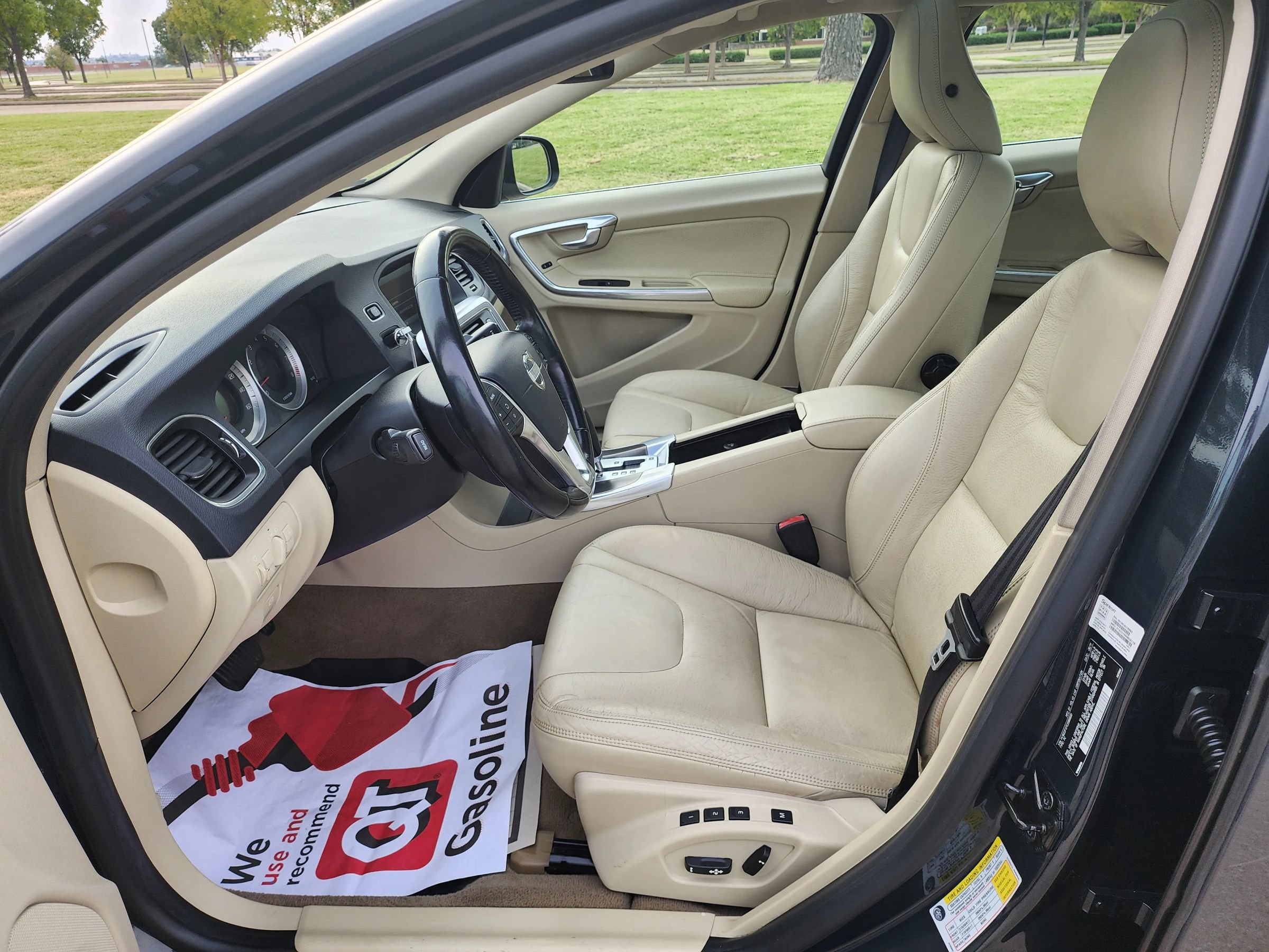 Used 2012 Volvo S60 T5 FWD image 23