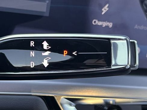 New 2026 Cadillac Lyriq Luxury image 17